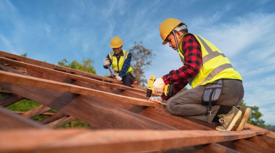 Professional Flat Roofing Installation services in Roseville, OH